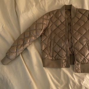 TNA Jackets & Coats - TNA Puffer Bomber TNA Jackets & Coats - TNA Puffer Bomber